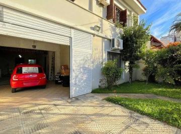 Casa · 206m² · 4 Quartos · 4 Vagas · Casa 4 Dormitórios Bairro Gloria