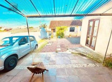 Casa · 124m² · 4 Quartos · 5 Vagas · CASA BAIRRO CAMAQUÃ COM 4 DORMITORIOS