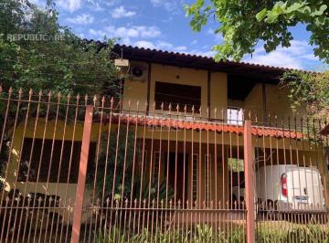 Casa · 280m² · 3 Quartos · 3 Vagas · Casa à venda - em Teresópolis