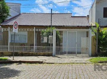 Casa · 155m² · 3 Quartos · 2 Vagas · Casa 3 dormitórios, 5 vagas, 155 m² área construída, terreno 300m², Nonoai.