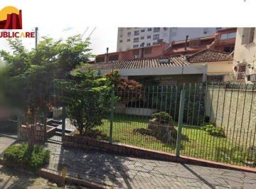 Casa · 250m² · 3 Quartos · 2 Vagas · Casa 3 dormitórios no Bairro Glória, próxima a Prof. Oscar Pereira.
