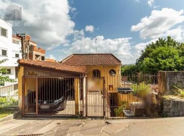 Casa · 212m² · 4 Quartos · 1 Vaga · Casa de 4 dormitórios no bairro Camaquã