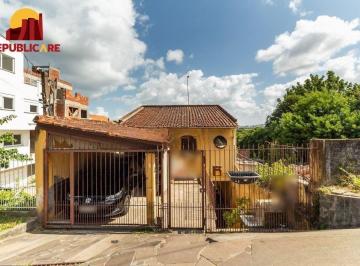 Casa · 212m² · 4 Quartos · 1 Vaga · Casa de 4 dormitórios no bairro Camaquã