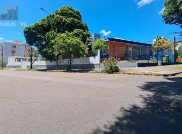 Casa · 330m² · 5 Quartos · 3 Vagas · Casa à venda - na Vila Ipiranga