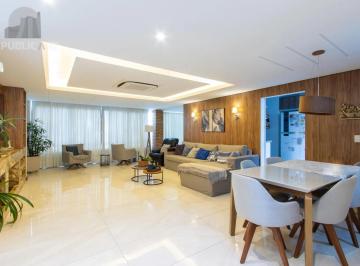Casa · 340m² · 4 Quartos · 2 Vagas · Casa 4 dormitórios com elevador