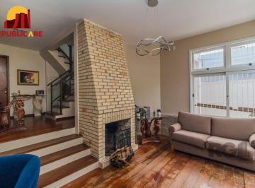 Casa · 230m² · 3 Quartos · 3 Vagas · Casa com 3 dormitórios no bairro Nonoai