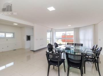 Apartamento · 238m² · 3 Quartos · 2 Vagas · Excelente cobertura de 238m² com 3 dormitórios e 2 vagas.