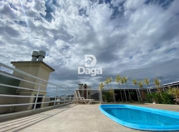 Apartamento · 263m² · 3 Quartos · 2 Vagas · LINDA Cobertura com Piscina no Córrego Grande, Florianópolis/SC