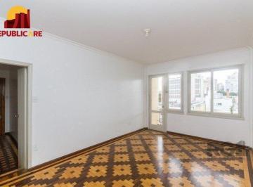 Apartamento · 126m² · 3 Quartos · Excelente apartamento de 126m² com 3 dormitórios e sacada.