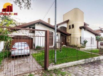 Casa · 303m² · 4 Quartos · 2 Vagas · Casa 303m² - 4 dormitórios, 2 vagas no bairro Santo Antônio