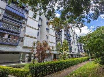 Apartamento de 3 quartos, Brasília · venda - SQN 316 - 3 quartos - reformado - nascente - suite - andar alto