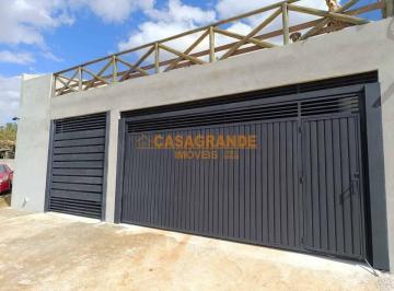 Casa · 2 Quartos · 3 Vagas · Casa no Bairro dos Freitas