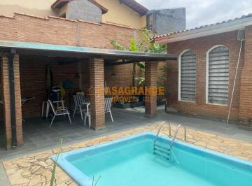 Casa · 100m² · 4 Quartos · 4 Vagas · Casa com 4 quartos, Piscina,  Jardim Satélite