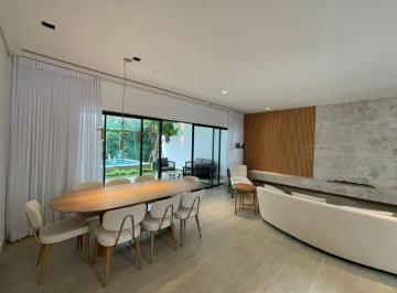 IMG_20260629_181723_000.jpeg · Versátil casa em condomínio para venda com 4 quartos, sendo 2 suítes, 337m² - urban#83V3S