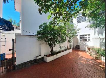 IMG_20260622_181929_000.jpeg · Versátil casa para venda em Pacaembu com 3 quartos, sendo 1 suíte, 299m² - urban#8Y5PD