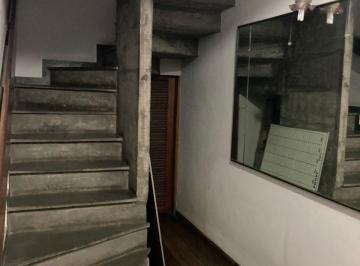 IMG_20260615_185445_000.jpeg · Imperdível casa em condomínio para venda com 4 quartos, sendo 2 suítes, 454m² - urban#AHCPY