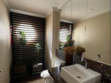 IMG_20260630_181734_000.jpeg · Versátil apartamento para venda em Jardim América com 4 quartos, sendo 1 suíte, 230m² - urban#13747