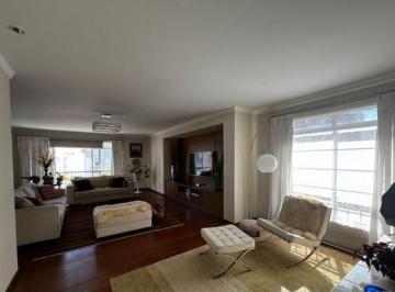 ch3.jpeg · Confortável apartamento para venda em Jardim América com 4 quartos, sendo 1 suíte, 230m²