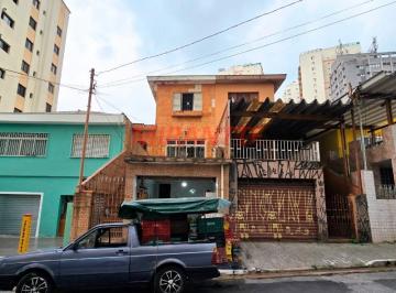 11f7d6be3dfe8b1be2dc754d7883c001.jpg · Sobrado com 3 quartos