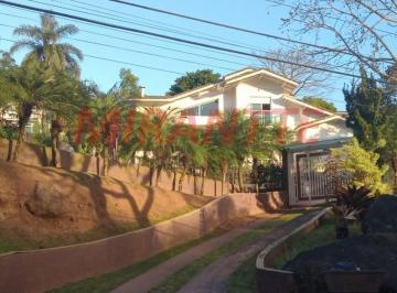 11e297e6c4c2d105fa6cb431667176a7.jpg · Cond. fechado de 350m² com 3 quartos