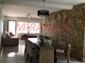 c61b7ac76a364c373bd09da59bca326e.jpg · Sobrado de 232m² com 3 quartos