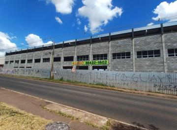 A fachada · Excelente loja nova com 376m2 na avenida Recanto das Emas próximo ao Tatico