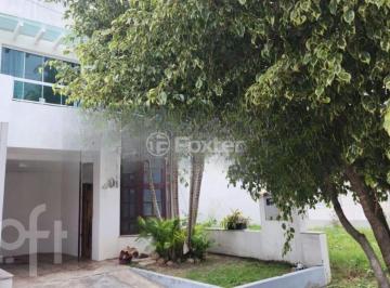 b1dceb12 · Casa, 3 dormitórios, 208.9 m², em Hípica