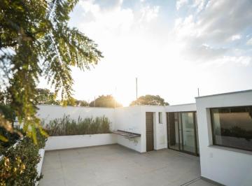 IMG_20260609_105559_000.jpeg · Elegante casa em condomínio para venda com 4 quartos, sendo 2 suítes, 337m² - urban#T0VJL