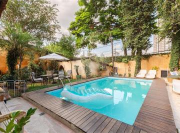 Casa · 250m² · 4 Quartos · 2 Vagas · Casa com 4 quartos à venda em Butantã - SP