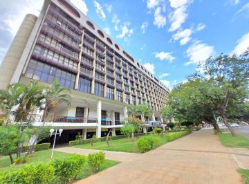 Comercial , Brasília · SRTVS QD 701 Asa Sul Reformada c/divisória 1 Vaga Vista p/o jardim Longe de barulho