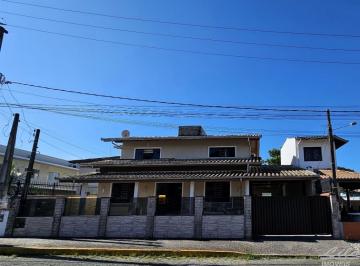 Foto 01 · Imperdível oportunidade no coração de Penha!
