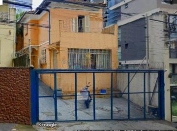 Comercial · 175m² · 3 Quartos · 3 Vagas · Sobrado 7,4m x 28,8m = 213m² nas imediações do Metro Santa Cruz