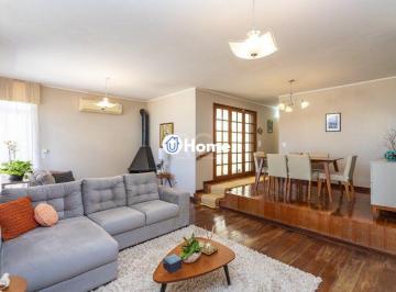 Casa · 234m² · 3 Quartos · 3 Vagas · Casa no bairro Petrópolis de 3 dormitórios
