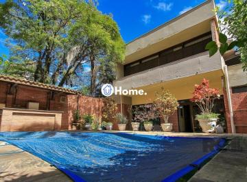 Casa · 480m² · 4 Quartos · 4 Vagas · Casa à venda - em Petrópolis