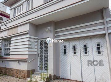 Casa · 207m² · 3 Quartos · 2 Vagas · Casa Espaçosa de 3 Dormitórios à Venda no Bairro Moinhos De Vento!