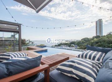 Apartamento · 358m² · 3 Quartos · 3 Vagas · Cobertura de alto padrão, construtora Clave, vista perene para o Rio, 3 suítes,