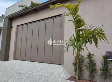 Casa · 352m² · 3 Quartos · 3 Vagas · Casa disponível para venda no bairro Vigilato Pereira em Uberlândia MG