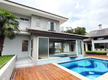 Casa de 5 quartos, Curitiba · Casa com Piscina e Espaço Gourmet