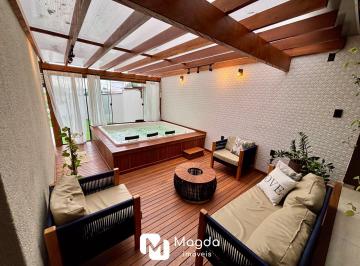 Casa · 210m² · 3 Quartos · 2 Vagas · Casa Alto Padrão