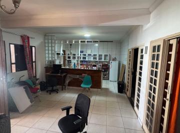 Casa · 150m² · 3 Quartos · 3 Vagas · Casa com 03 suites, na laje, qr 313 Samambaia sul df