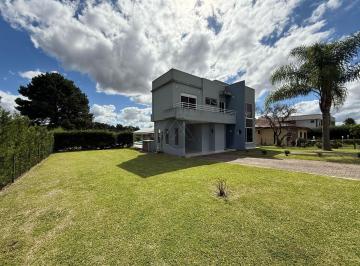 Casa · 185m² · 3 Quartos · 3 Vagas · Sobrado a venda condominio Villagio Haras Bom Pastor em São José dos Pinhais