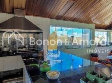 Casa · 371m² · 3 Quartos · 4 Vagas · Sobrado Espaçoso com Piscina e Lazer Completo em Condomínio Fechado em Valinhos - SP
