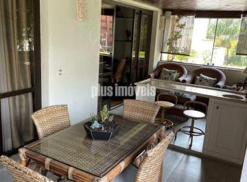 Apartamento · 213m² · 3 Quartos · 4 Vagas · Apartamento Reformado
