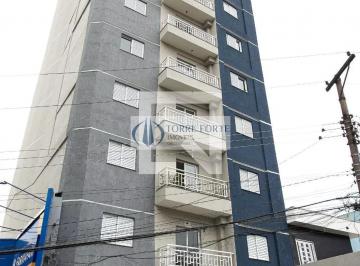 Apartamento · 42m² · 2 Quartos · Apartamento com 2 dormitórios do lado do Metrô Vila Matilde