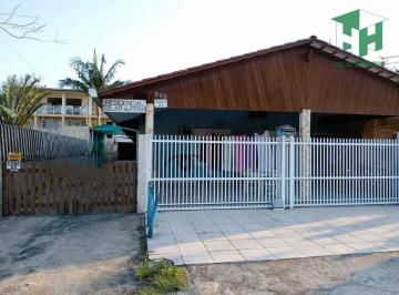 3517074670bf9916bd0a09283ac8edf4acfb4fce · Casa à venda em Guaratuba, 200 metros da praia.