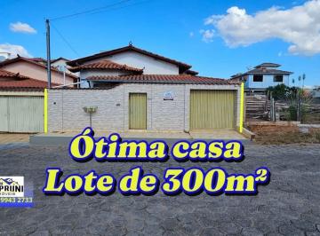 Casa · 300m² · 3 Quartos · Casa à venda, com lote de 300 m², em Carmópolis de Minas MG