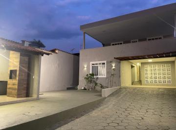 Casa de 5 quartos, Sobradinho · Sobrado Impecável em Sobradinho Q 11 / Aceita Financiamento e FGTS