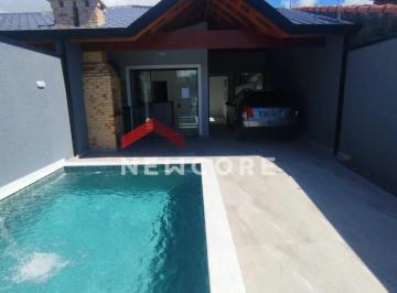Casa · 108m² · 3 Quartos · 2 Vagas · Casa em  Rua Edmir José Girotto - Park D'Aville - Peruíbe/SP