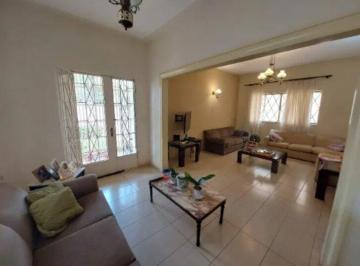1742574097.jpeg · Sobrado amplo no centro | É aqui na Imobiliária Rosa e Rangel