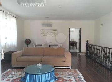 Casa · 200m² · 4 Quartos · 2 Vagas · Casa com 4 quartos à venda em Boqueirão - SP